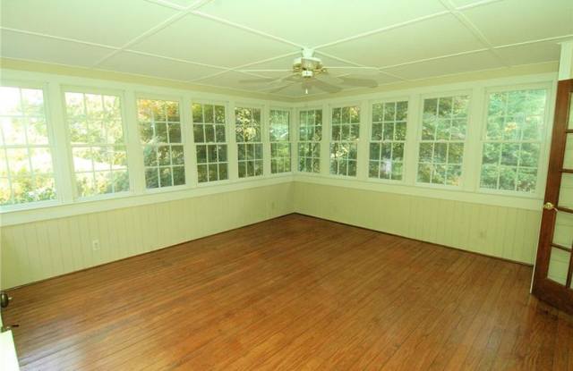 4384 Ivywood Drive Gallery 3