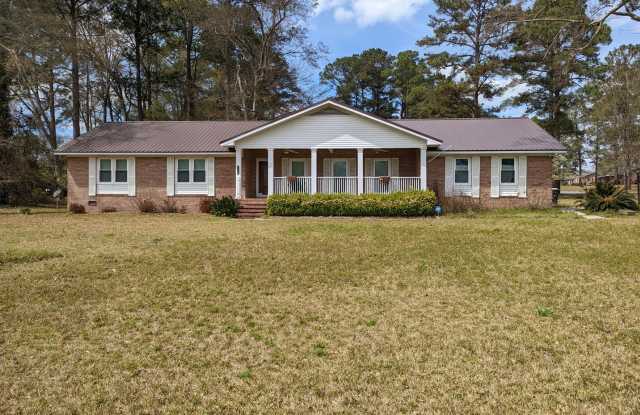 216 Brookwood Drive Gallery 3