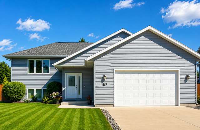 Spacious Split-Level Home with Large Backyard photos photos