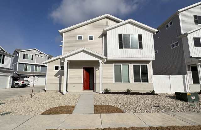 56 East Portico Lane - 56 East Portico Lane, Saratoga Springs, UT 84045