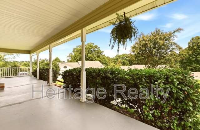 2707 Lady Bug Lane Gallery 3