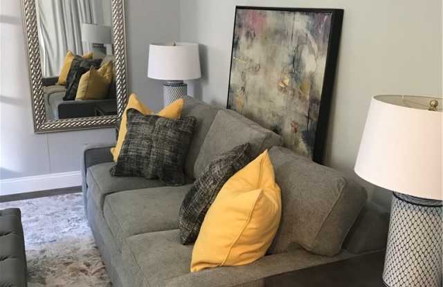 24317 Bridle Trail Road Gallery 3