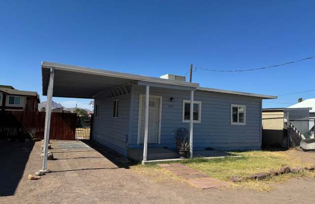 Cute little bungalow in the heart of Henderson. photos photos Cute little bungalow in the heart of Henderson. photos photos