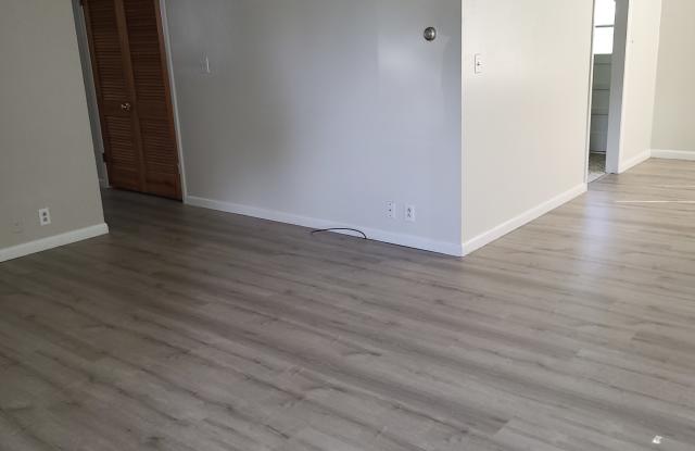 1424 Eaton St photos photos