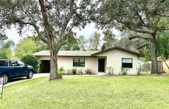 120 VASSAR DR photos photos