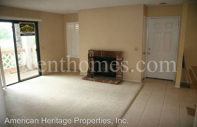 9362-102 Twin Trails Drive Gallery 2
