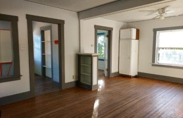 811 N. 24th St. photos photos