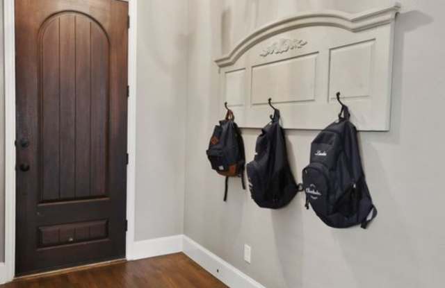 6509 Falcon Ridge Lane Gallery 3