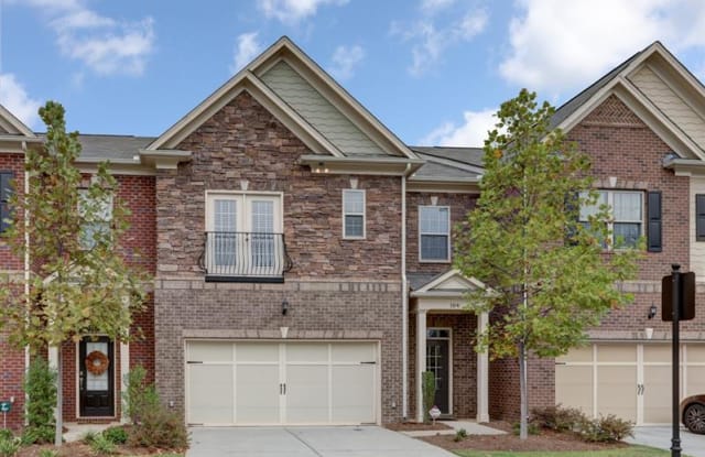 104 Wellington Trace - 104 Wellington Trce, Sandy Springs, GA 30328