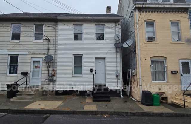 129 W Sycamore St - 129 West Sycamore Street, Allentown, PA 18102