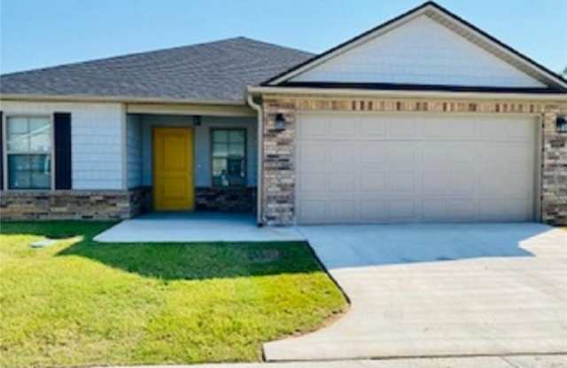 6807 Veterans  AVE - 6807 Veterans Avenue, Fort Smith, AR 72916