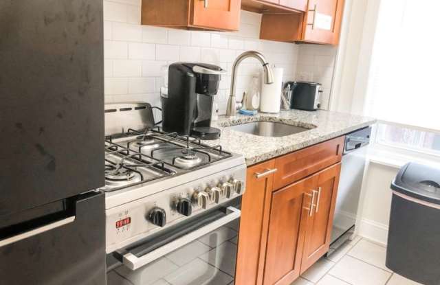 416 S 15th St 3R - 416 S 15th St, Philadelphia, PA 19146