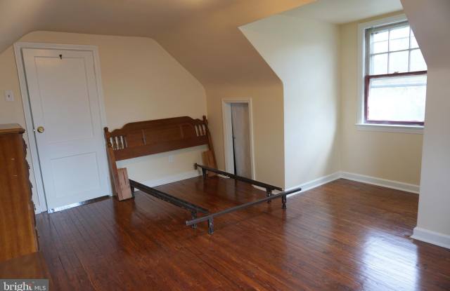 190 SOMERSET Street photos photos