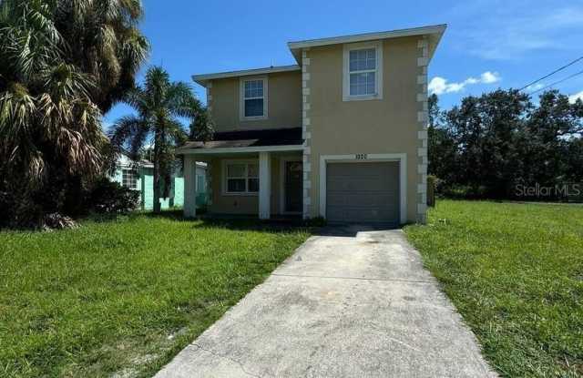 1920 FAIRFIELD AVENUE S - 1920 Fairfield Avenue South, St. Petersburg, FL 33712
