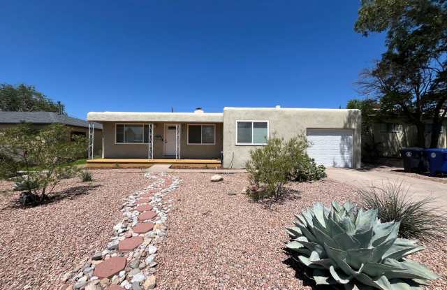 Charming 3 Bedroom 2 Bathroom Home In The NE! photos photos