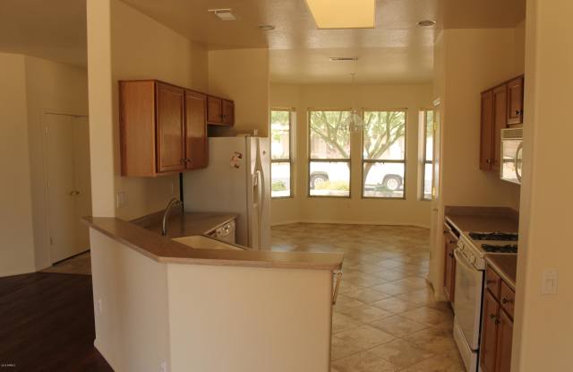 16525 W ARROYO Court Gallery 2