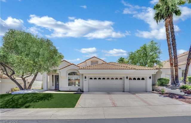 8121 Sunset Cove Drive Gallery 1
