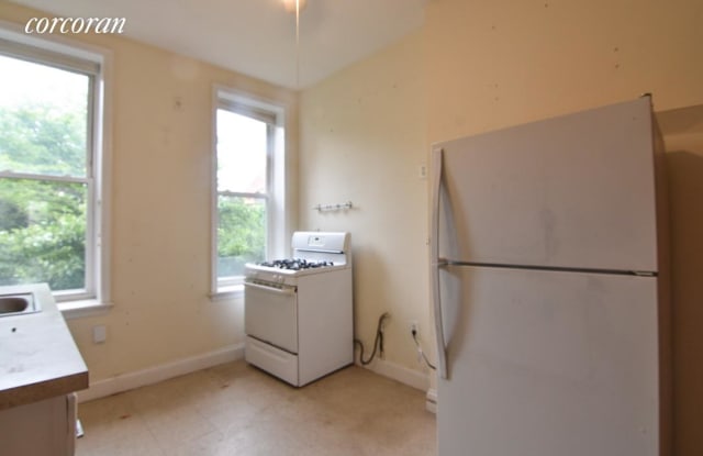 134 Dikeman Street - 134 Dikeman Street, Brooklyn, NY 11231