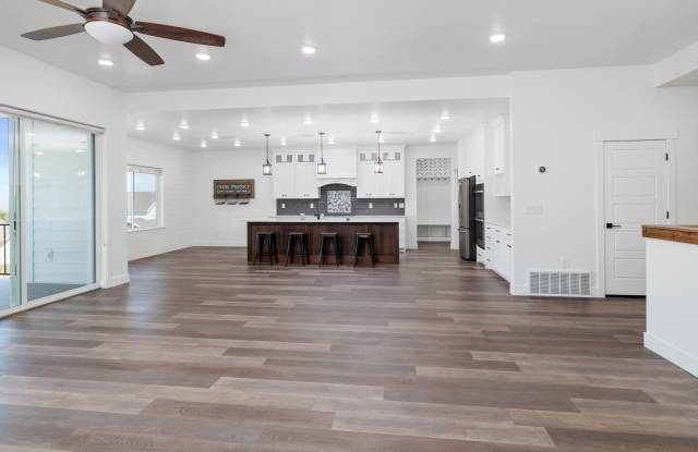 277 South 1250 East Gallery 4