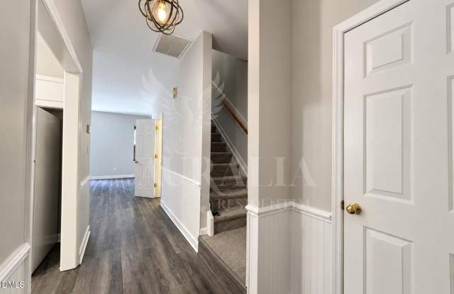 5804 Neuse Wood Drive Gallery 4