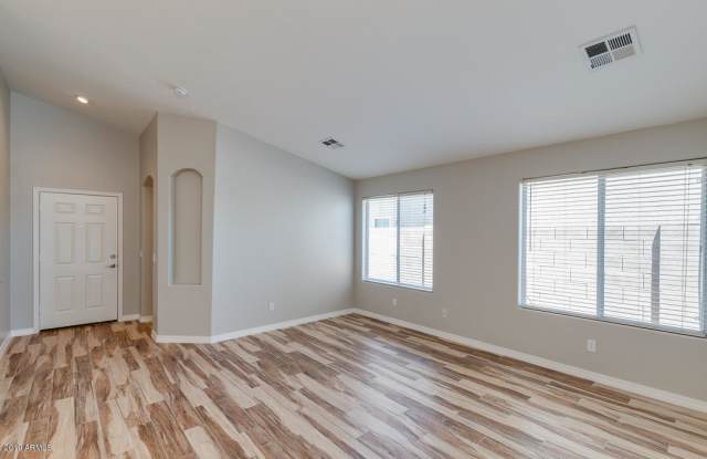 32053 N NORTH BUTTE Drive Gallery 4