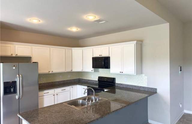 11146 Regency Avenue Gallery 3