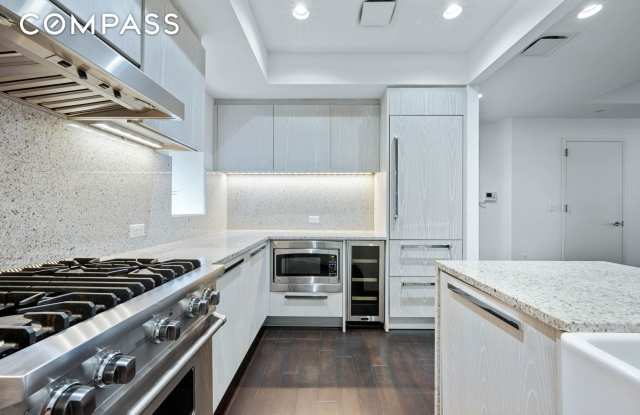 37 Warren Street - 37 Warren Street, New York City, NY 10007
