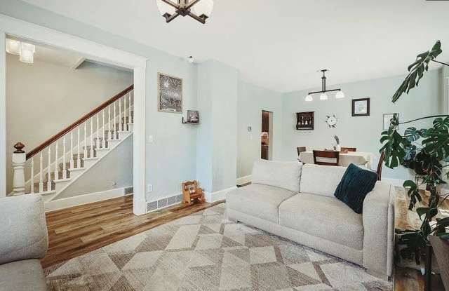 Charming 3 Bed + Flex Room with Fenced Backyard Gallery 3