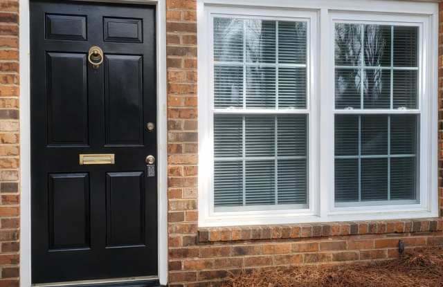 2810 Pelham Place- - E photos photos