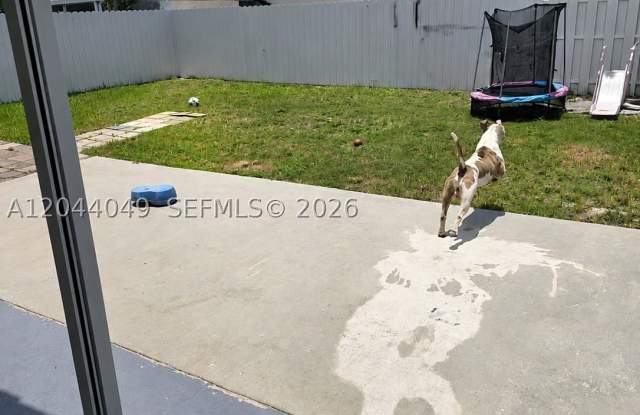 17834 SW 144th Ct Gallery 4