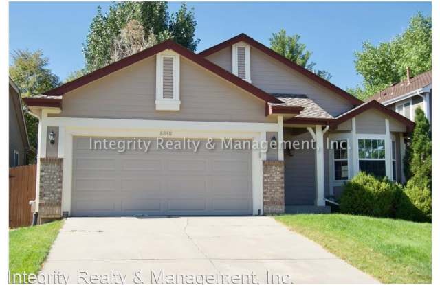 8840 Shoal Creek Ln - 8840 Shoal Creek Lane, Lone Tree, CO 80124