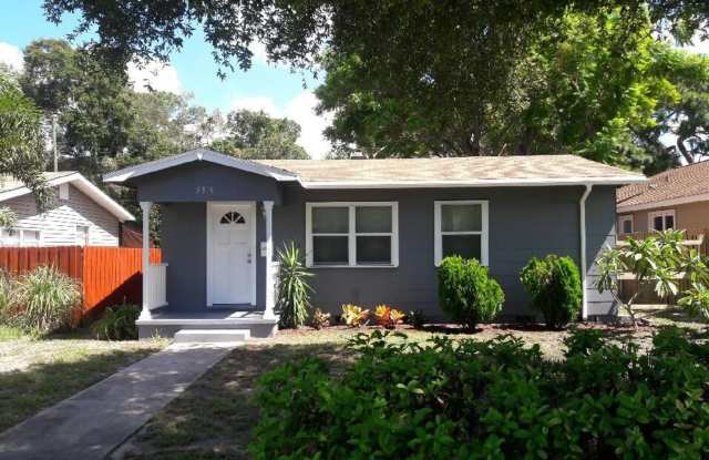 Move in special with approved application and move in by 9/15 get an additional $500.00 off the move in rent. Beautifully Appointed 3/2 w Garage For Rent - Close to Downtown St Pete and the Beaches! - 5319 5th Avenue North, St. Petersburg, FL 33710