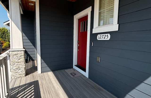 Stunning Puyallup Home Gallery 3