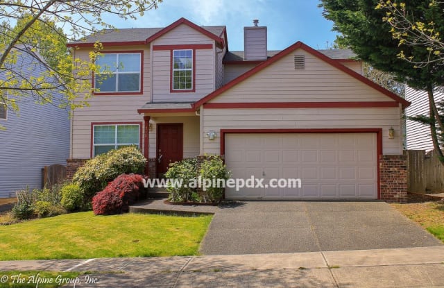 215 North East Danbury Avenue - 215 NE Danbury Ave, Hillsboro, OR 97124