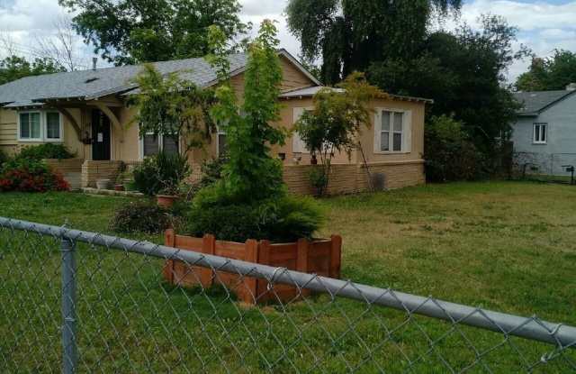 3001 Marconi Avenue Gallery 2