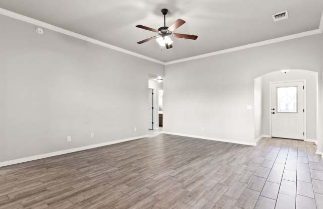 6908 Catherine Drive Gallery 4