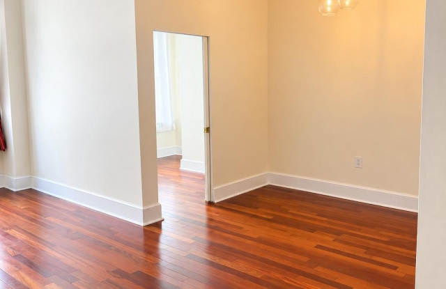 1500-00 CHESTNUT Street Gallery 4
