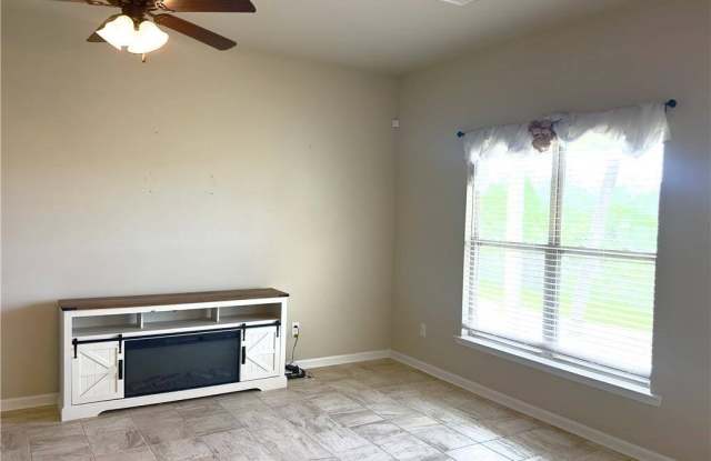 11146 Regency Avenue Gallery 2