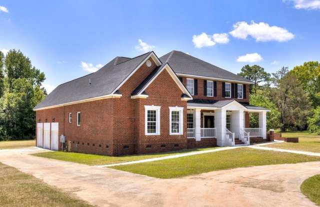 2090 Four Bridges Road Gallery 1