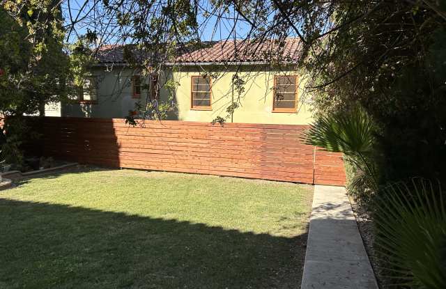 1425 Allison Ave photos photos