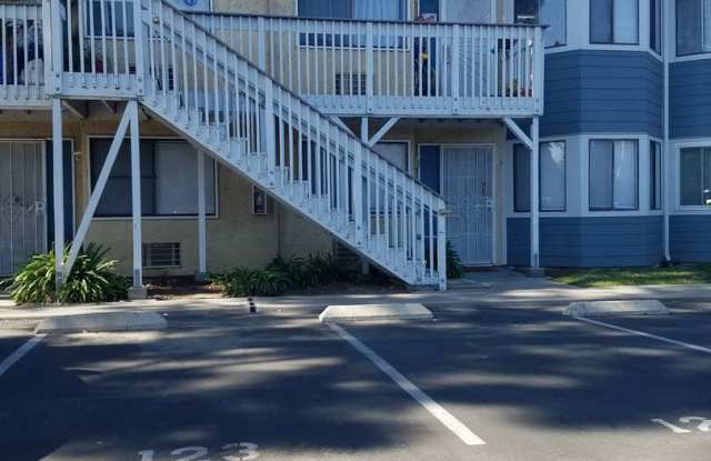 2 Bedroom, 2 Bath condo in Secured complex. MUST SEE!!!! photos photos