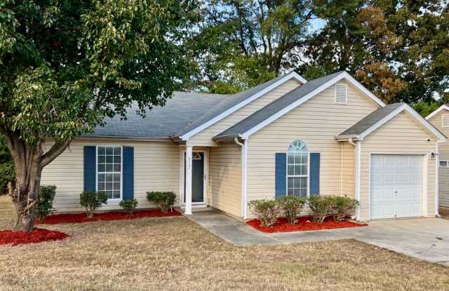 Remodeled 3 Bed/2 Bath Home in a Quiet but Convenient Neighborhood - 5799 Eagles Feather Lane, Clayton County, GA 30274