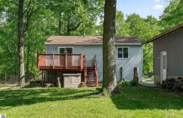 Updated and spacious! Ready for move in! photos photos