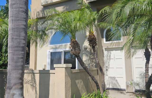 *OPEN HOUSE*  Sunday, June 7th @ 3PM - come on through and see the home photos photos