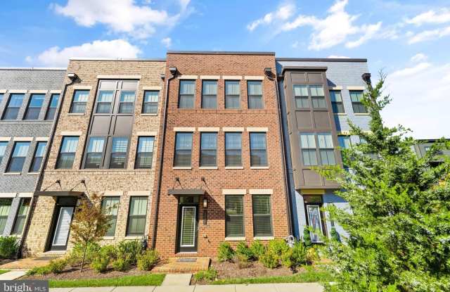 12973 HATTONTOWN Square photos photos