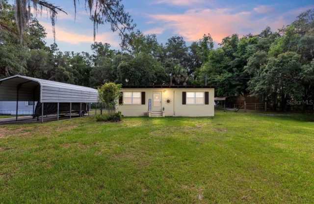 10715 N NORTHCUT AVENUE photos photos