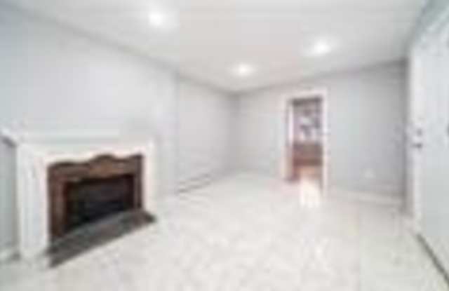 721 GRAND ST Gallery 4