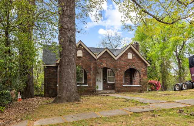1635 43rd Street Ensley Gallery 4