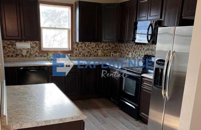 2 Bed 1.5 Bath Single Family Home in Mitchell, SD! Gallery 3