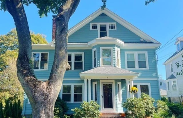 9 Arlington St - 9 Arlington Street, Newton, MA 02458